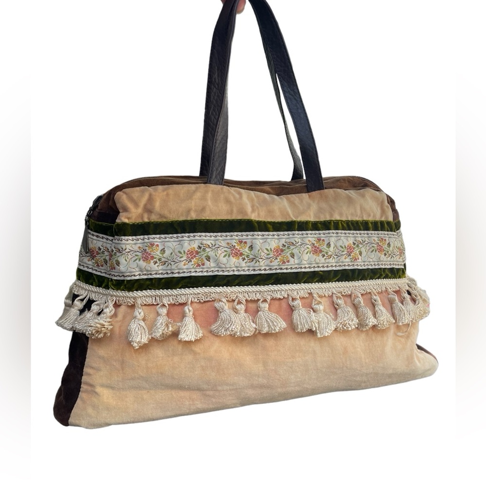 Mountain Mama Boho Brown And Peach Tassel Tote With Floral Band Detail